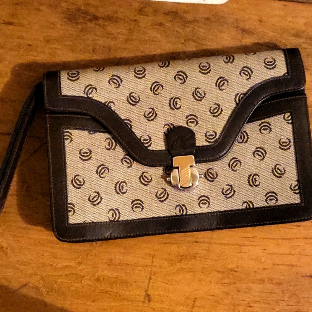 Oleg cassini clutch wristlet. Vintage.